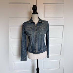 Vintage GAP Jean Jacket size small, front zip retro style